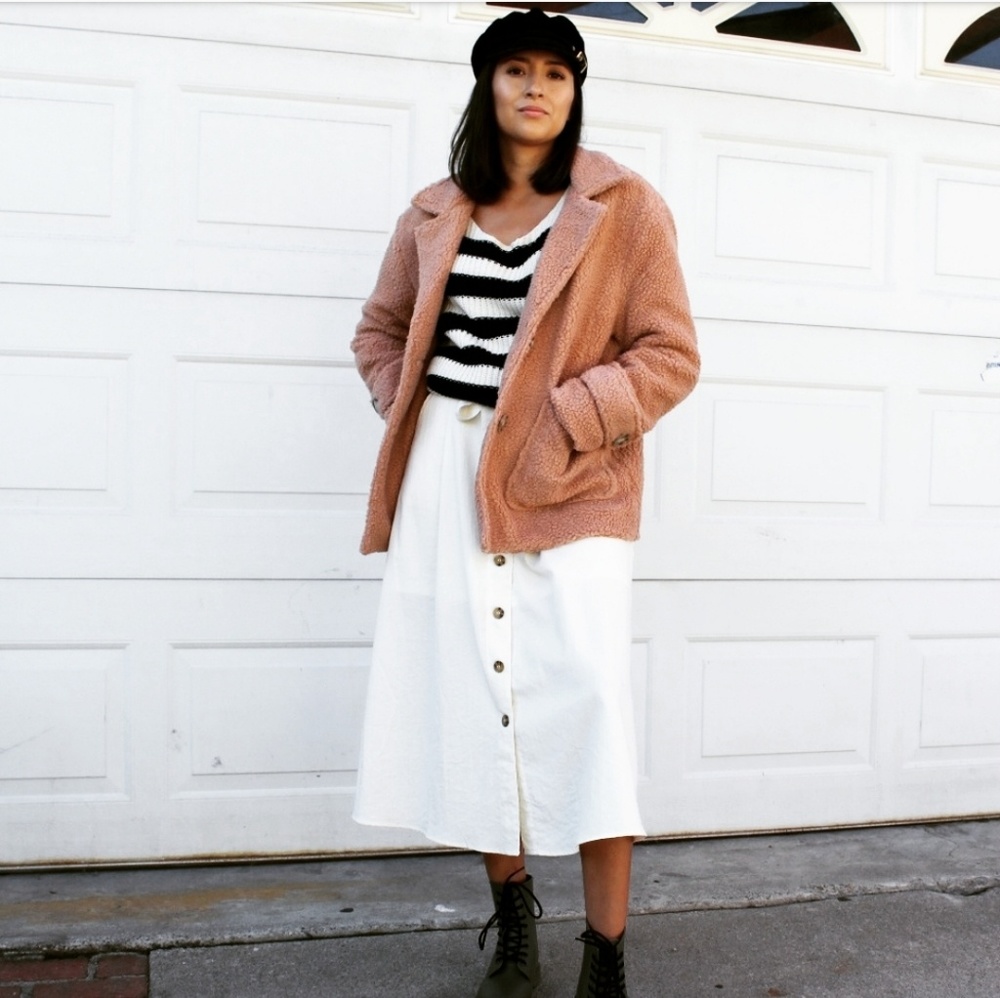 🆕️//Fall Favorite Collection// Teddy Jacket - Picture 3 of 9